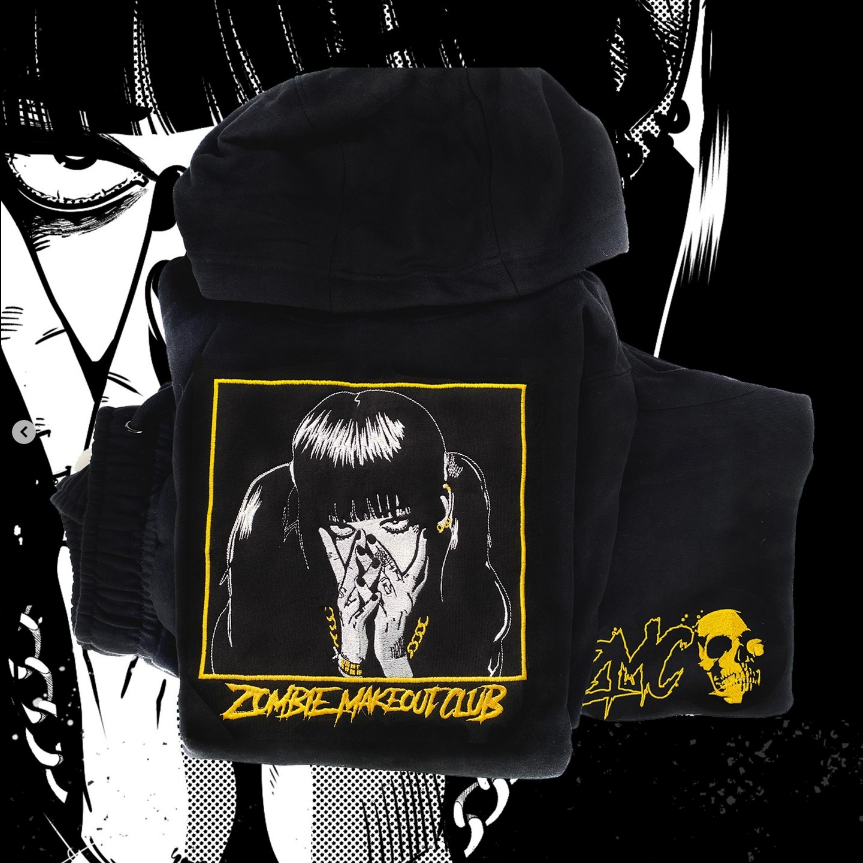 RockDesigning's tweet photo. @ZMC_official lovely hoodie by zombie makeout club!!! #goth #clothing https://t.co/XtJfIkrv1s
