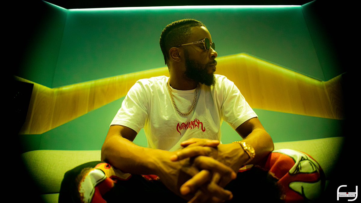 MaleekBerry's tweet photo. We eating good this Friday !! I have truly missed you all! 

“MY WAY” Loading! ❤️‍🔥

Pre-Save https://t.co/3dkrklCld8 https://t.co/UiT7c74R9t