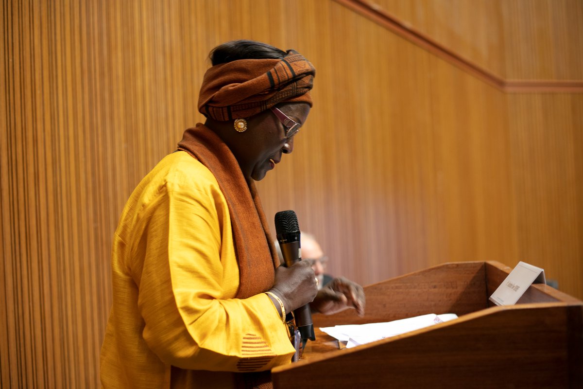 SIF_ONG's tweet photo. « Enfance et jeunesse au #Sahel : facteurs d'exclusions, dynamiques d'inclusion » : le colloque du @SIF_ONG à #Dakar (#Sénégal) a été riche en interventions. La conclusion de @MahiKhel1, directeur exécutif de notre ONG, est à retrouver sur https://t.co/MrFnBPHBqM https://t.co/fZKxt2JRC6
