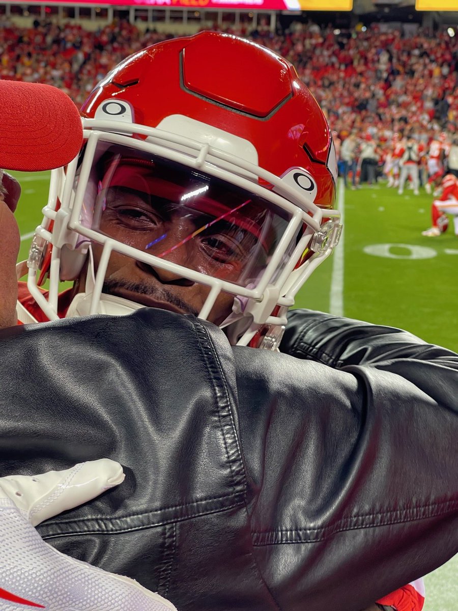 Proud of this guy!  Continues to represent Georgia Southern as an outstanding player and tremendous leader and teammate for Kansas City!
<a href="/JetMckinnon1/">Jerick Mckinnon</a>