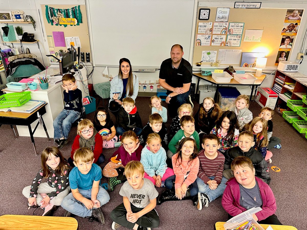Congratulations to Mrs. Andria Stapley, kindergarten teacher at Riverside Elementary School!

Mrs. Stapley is being recognized as Teacher of the Month by State Farm Insurance agent, Tom Randall, who is honoring local teachers every month. #WeAreGP