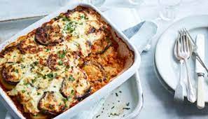DrAmyBurns's tweet photo. I must be crazy to have chosen Moussaka as Meat vs Veggie taste challenge next week @FACTS @UlsterBizSchool #InsightEvent The Boss is Greek! All my creditability will be lost if I fail converting carnivores to becoming flexitarians #pressure #sustainability #SDG3 #SDG13 #SDG15 https://t.co/sZjXFcFMkU
