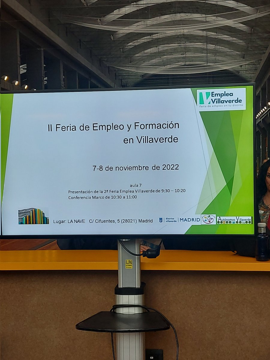 ei_DulceChacon's tweet photo. Hemos visitado la @feriaemplea de Villaverde acompañadas de un maravilloso grupo de mujeres #Empoderadas #Empleo #Villaverde https://t.co/Ryw62AzbF4