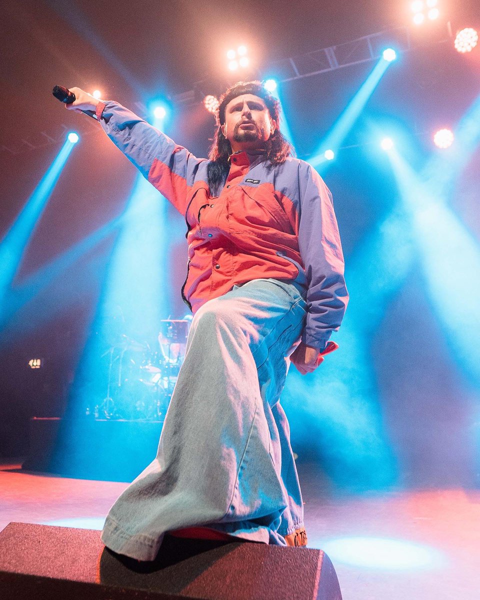 The best haircut in all of London <a href="/Olivertree/">Oliver Tree</a> 🇬🇧