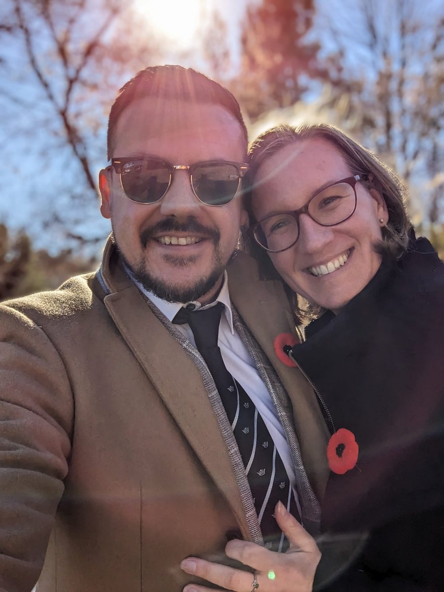 karinagould's tweet image. Today is a very special day in my family, because today, my husband became a Canadian citizen! 🇨🇦

I'm so proud of you, Amor.

I'm so excited that today you're a Canadian. ❤️🍁
