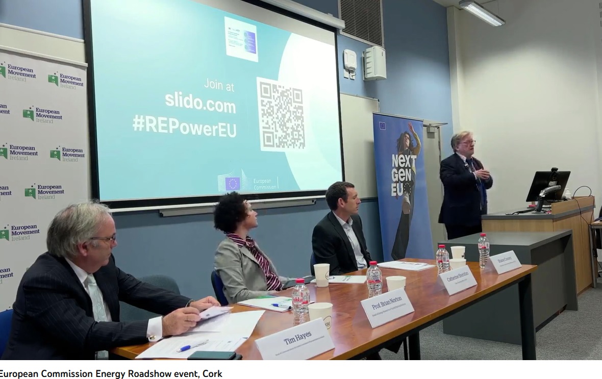 A big thank you to our magnificent panel at our energy roadshow event today: Prof Brian Norton of <a href="/TyndallInstitut/">Tyndall Institute</a>, <a href="/CBMSheridan/">Catherine Sheridan</a> of <a href="/EIH2_ie/">EI_H2</a> &amp; Shane Cooney of <a href="/EirGrid/">EirGrid Plc</a>👏

Thanks also to our audience, present &amp; online, and to <a href="/emireland/">European Movement Ireland</a> and <a href="/UCC/">UCC Ireland</a> for helping organise the event👏