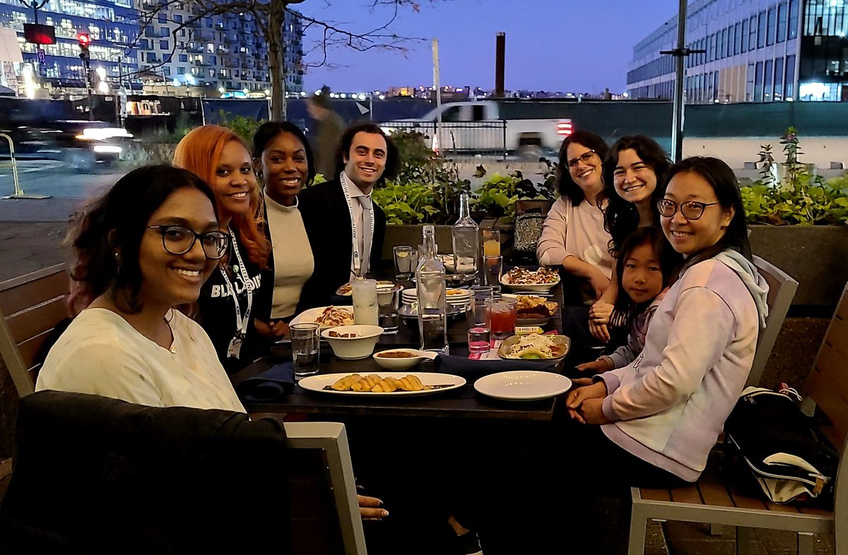 Love seeing #TCNJ public health colleagues, students, and alumni at #APHA2022 talking about the great work they are doing.