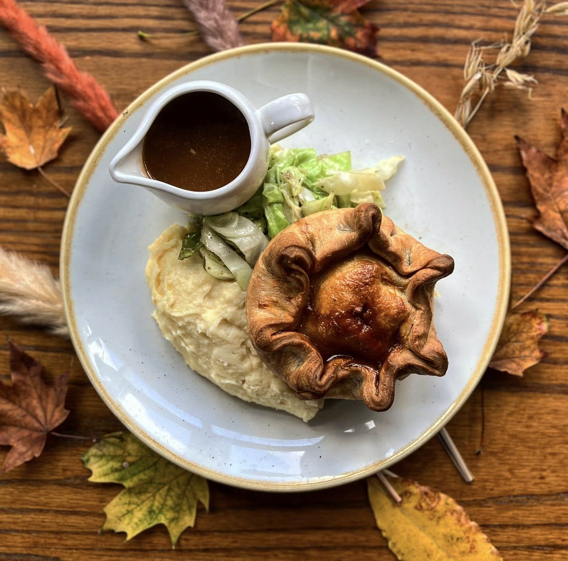 TulseHillHotel's tweet photo. 🍁 It feels like Pie kind of day ! 🍁
.
.
Join us today and try our best seller Ox-Cheek Steak Pie, with hispi cabbage and creamy mash!
.
#tulsehillhotel #tulsehill #lambeth #se24 #gastropub #metropub #autumn #pieday #bestfoodinsouth #tuesdayvibes #bookable #foodie #brockwellpark https://t.co/PepnQsleqW