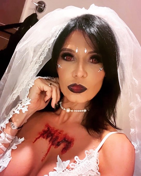 1/11/2022 j ai dis oui &hellip;&hellip;   Mariage du c&oelig;ur &hellip;&hearts;️ d autres suivront ! Parceque notre histoire est diff&eacute;rente