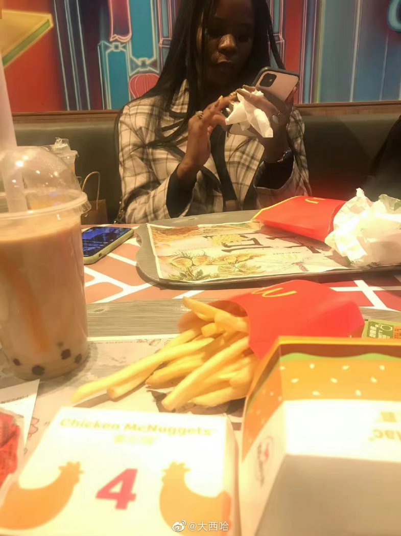 来只乌鸡补冬一下哈哈哈