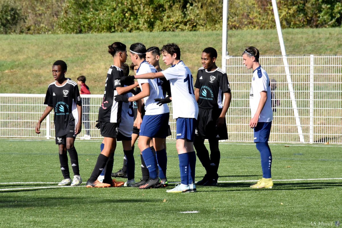 ASMuret's tweet photo. 📸 Eɴ ᴘʜᴏᴛᴏs, ʟᴇ ᴘʟᴀᴛᴇᴀᴜ ᴀᴍɪᴄᴀʟ ᴅᴇs U14
#Plateau #Football #Agde #Bergerac #StadeBordelais #StadeMontois #CastelnauLeCrès #Pessac #StPantaleon
#ASMuret 🔵🔴 https://t.co/9T54hOT6e5