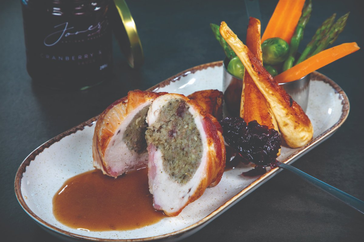 NEW meaty lines for the festive season 
🎄Mini Pork Porchetta Joint
🎄Venison &amp; Cranberry Burgers and Sausages
🎄Gluten Free Stuffed Turkey Paupiettes
Festive range: chfonline.co.uk/xmasmeat

#Christmas #Foodie #news