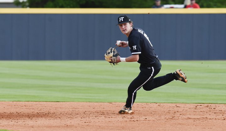 Hewitt Baseball tweet media