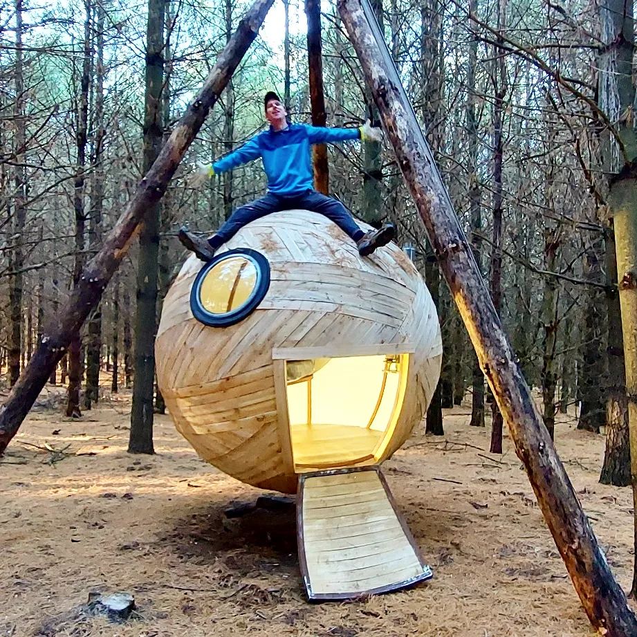 CubicMiniStoves's tweet image. Isn&apos;t this the coolest cabin you have ever seen?😍🔥

Checkout : Modern Self Reliance
youtu.be/DjzelQ_fyn0

@ wood_chucker_987

The Big Ball Cabin is done! 

#vanconversion #fireplaceideas #tinyhomedesign #aframecabins #rvlifestyle #buslifeadventures #vanlifeproject