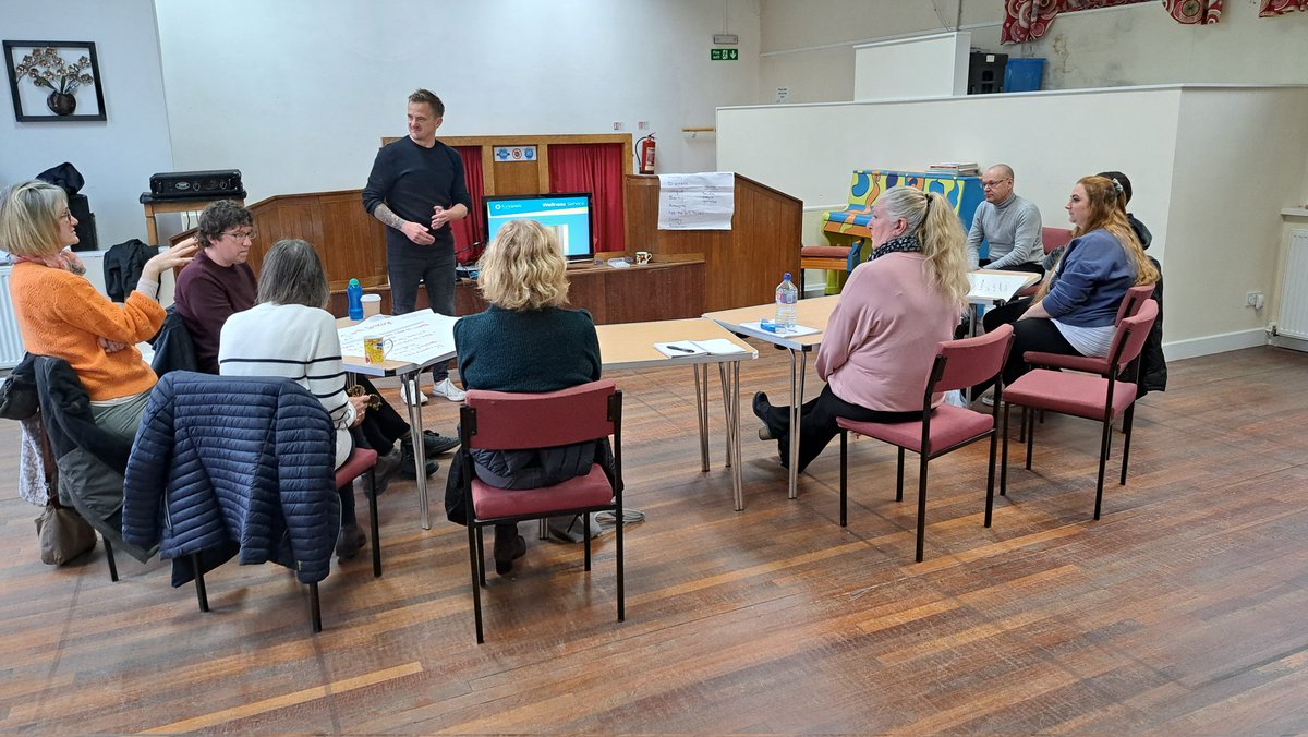 We had a great Mental Health for You and Others training at the #Kirkburtonhub today. 
Thanks to the <a href="/KirkleesCouncil/">Kirklees Council</a> <a href="/ServiceWellness/">Kirklees Wellness Service</a> for delivering great street level information and confidence.
