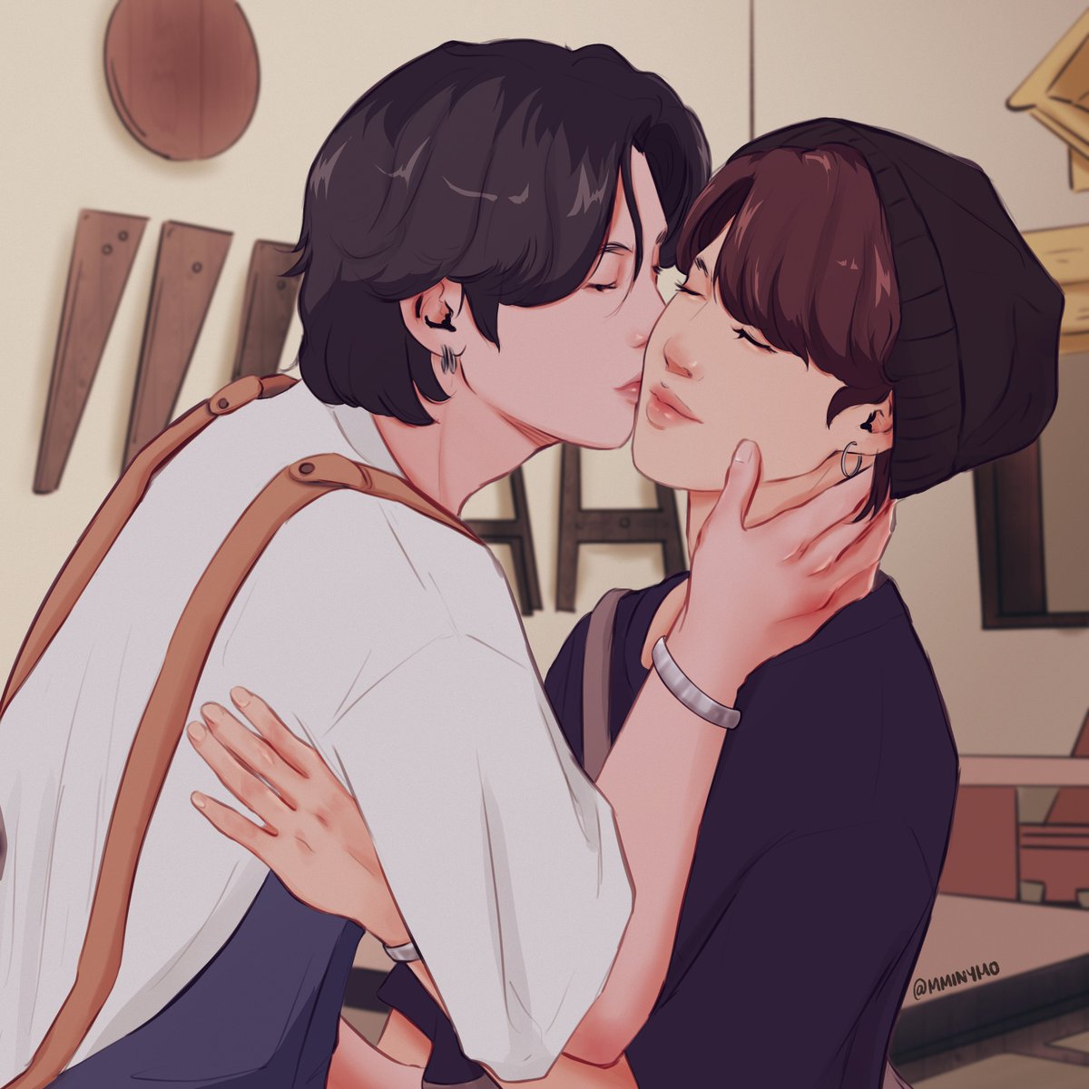 mminymo's tweet photo. Gave his gift to the wood worker 🐱🐣

#yoonmin https://t.co/oIYX5VR1bo