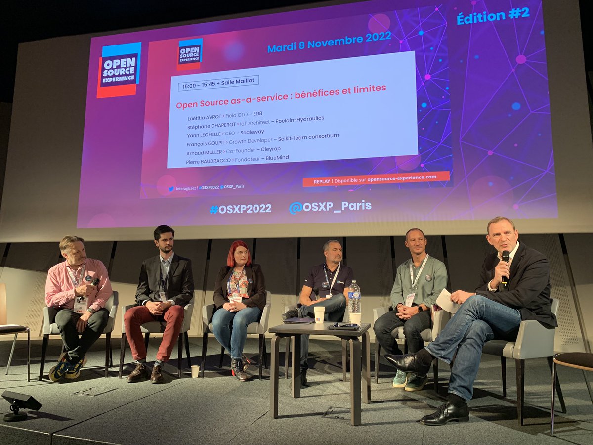 Scaleway_fr's tweet photo. Quels sont les bénéfices et limites de l’Open source as a service ? L’open-source peut-il être exploité comme service commercial ? @ylechelle en parle maintenant avec @poclain @scikit_learn @bluemind &amp; @cleyrop, à @OSXP_Paris.

Plus d’infos: https://t.co/qOy5SERTwf https://t.co/AF0BpuF7fZ