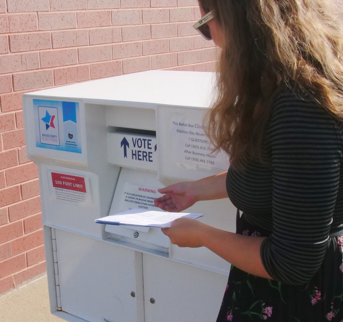 It's Election Day! 🎉Vote🗳️by 7 p.m.

Find a drop box, visit a Vote Center to vote in person, same-day register &amp; vote, or get a replacement ballot, or use Ballot-to-go.

Locations at BoCo.org/Vote
Bring ID to vote in person. Options at: BoCo.org/VotingID

#GoVote