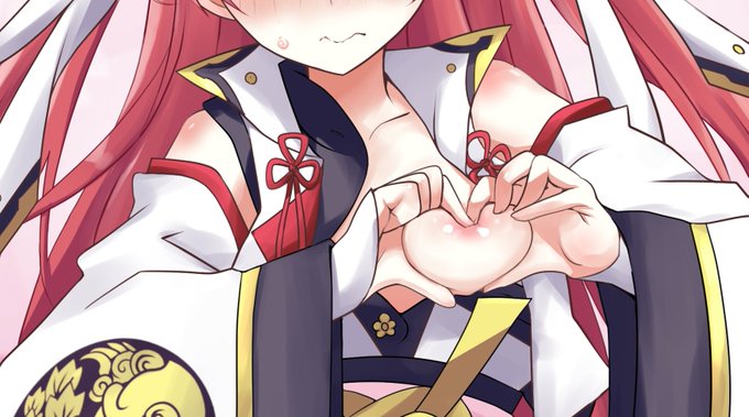 小さめなのも普通のもいいぞ #いいおっぱいの日 