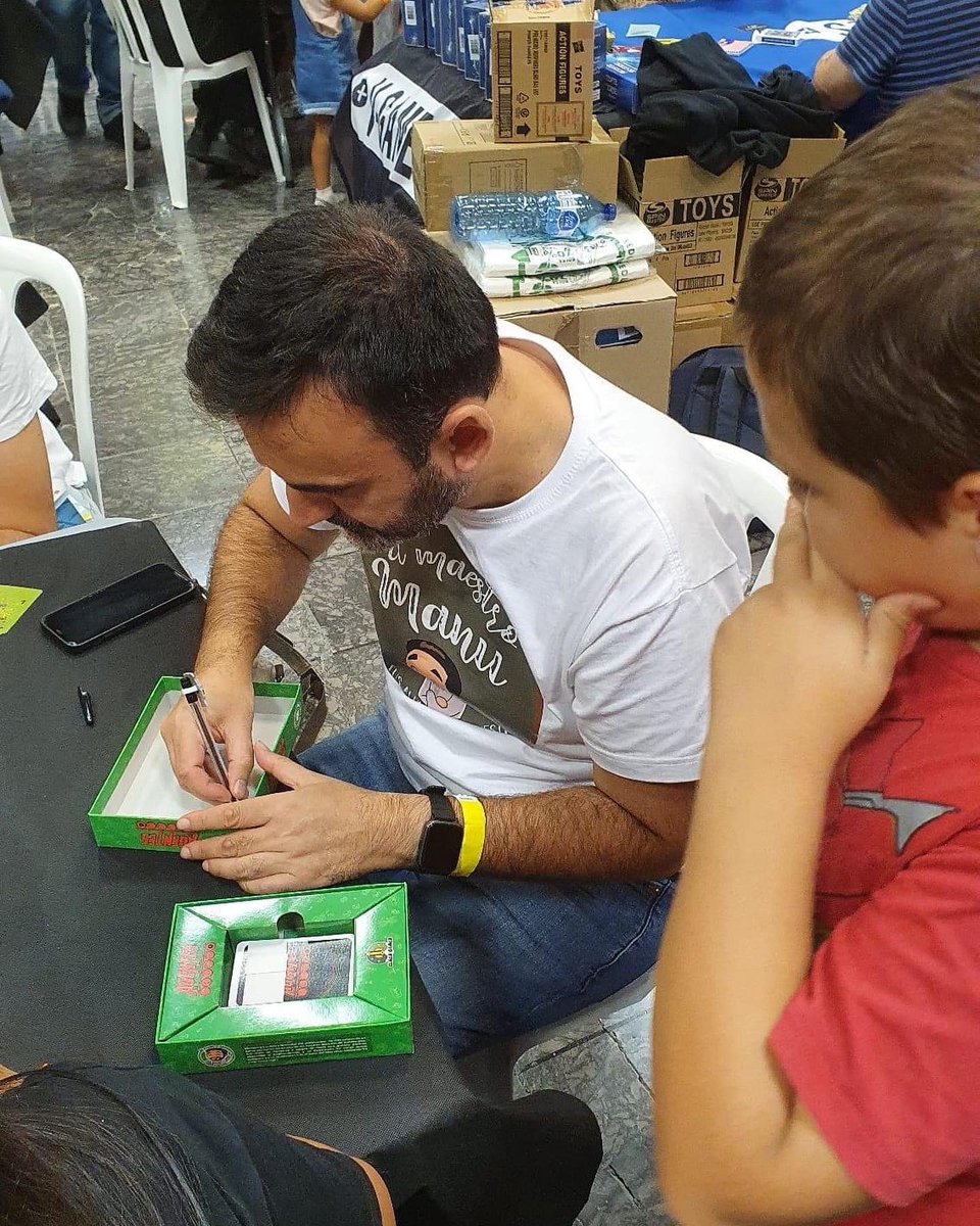ClassGamesEdito's tweet photo. El pasado fin de semana pudimos disfrutar de las @bgc_spain presentando nuestros nuevos #juegosdemesa con docentes y familias.
Muchas gracias a tod@s por visitarnos!
#classgames #aprendizajebasadoenjuegos #educacion https://t.co/jS3Bbg6LRH