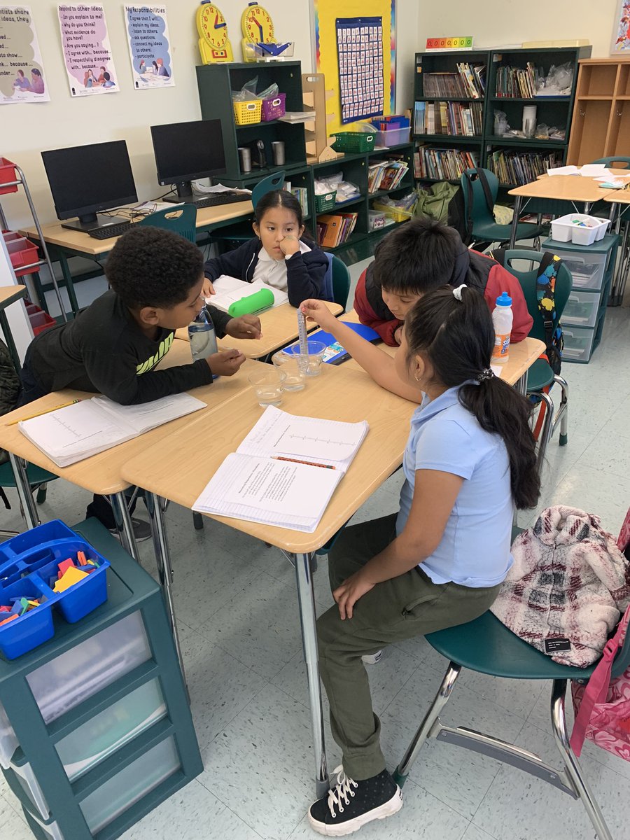 JCurran_PAES's tweet photo. How can we measure temperature accurately? Just ask our third grade scientists! #parkavestrong #goodtogreat @PAES231 @Principal_MH @UrbanEducator81 @Gerald_Fitzhugh https://t.co/jHP8Akb0my