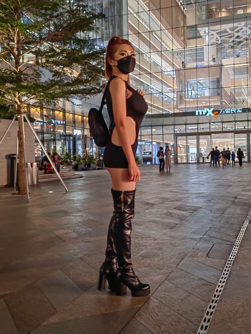 Been really busy lately with new machine tools that came in so not going out much, grabbed a quick bite