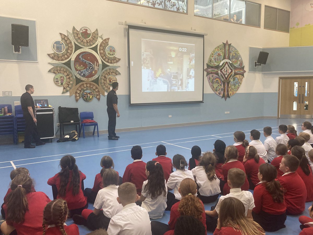 GUPSYear5 tweet media