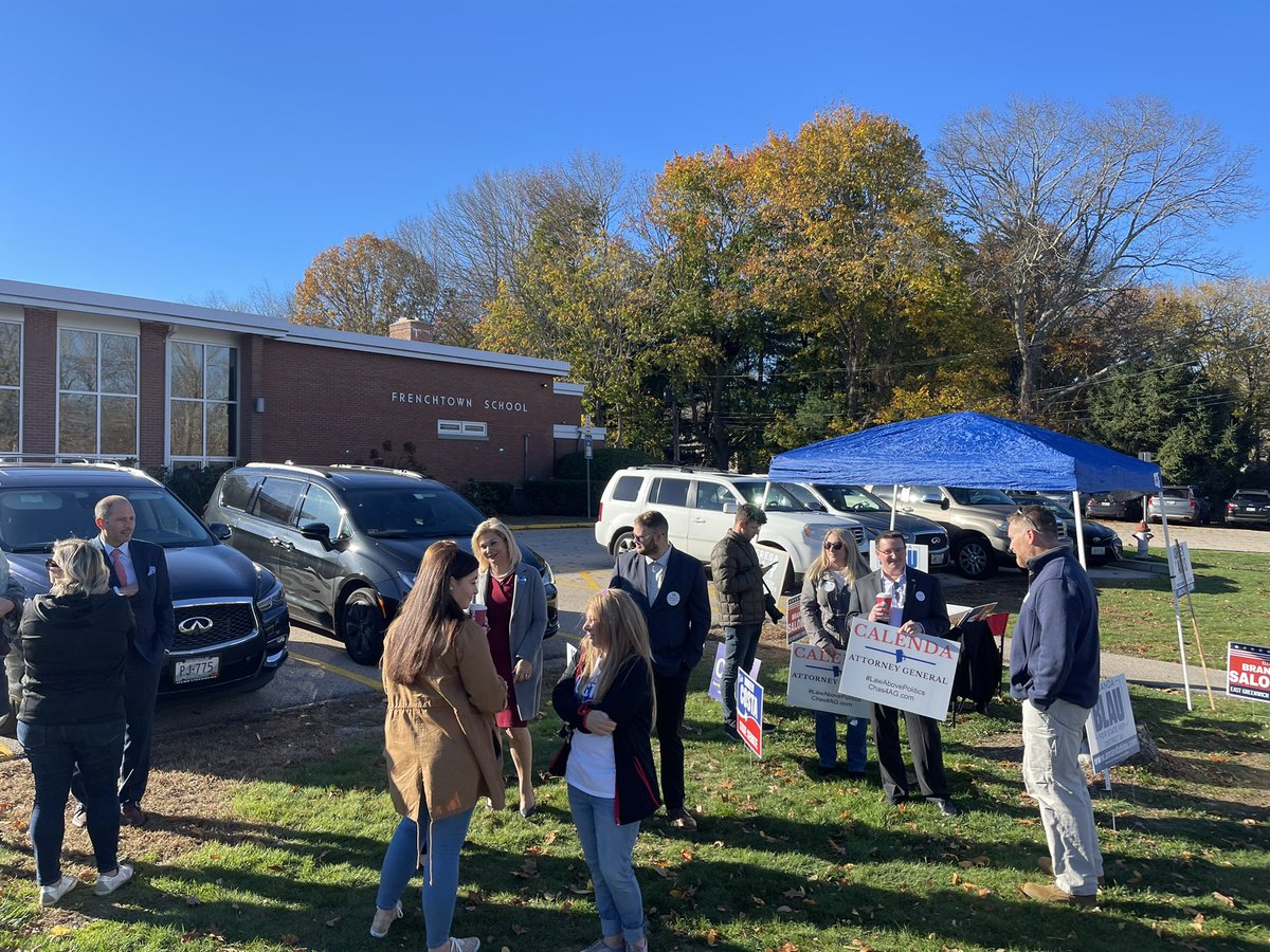 AshleyKalus's tweet photo. Ran into some great candidates at Frenchtown School in East Greenwich! 

@BlauForD30
@CharlesCalenda
Doreen Costa for State Senate 35 https://t.co/sYl2vMQU2c