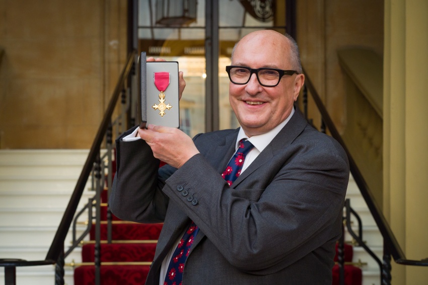 Many congratulations to @RogerHighfield on receiving his OBE (Order of the British Empire) from Anne, Princess Royal. He was awarded it by Queen Elizabeth II in the New Year’s Honours List this year for his contributions to the public understanding of science.