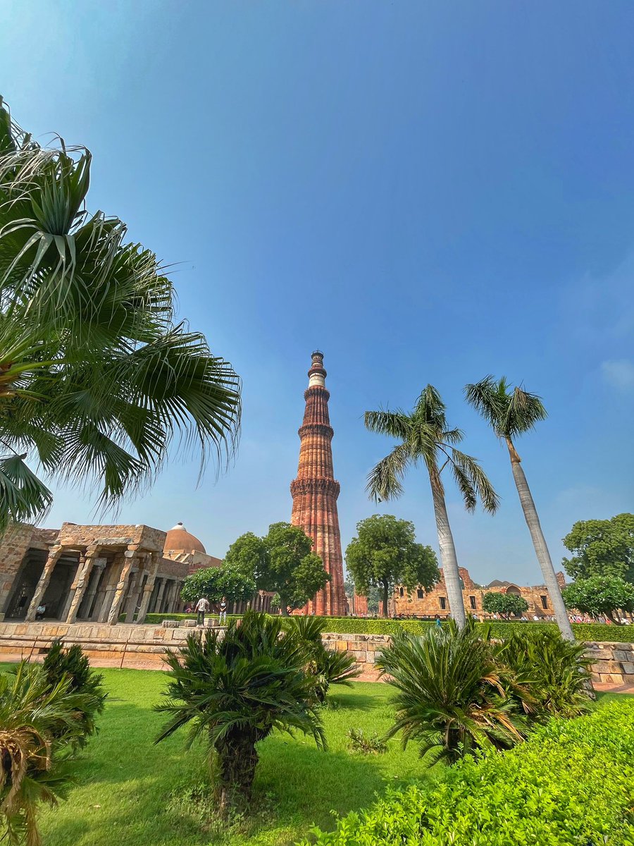 Kajit001's tweet photo. Qutub Minar 💕

#delhi #shotoniphone #apple https://t.co/uPW1K72HCu