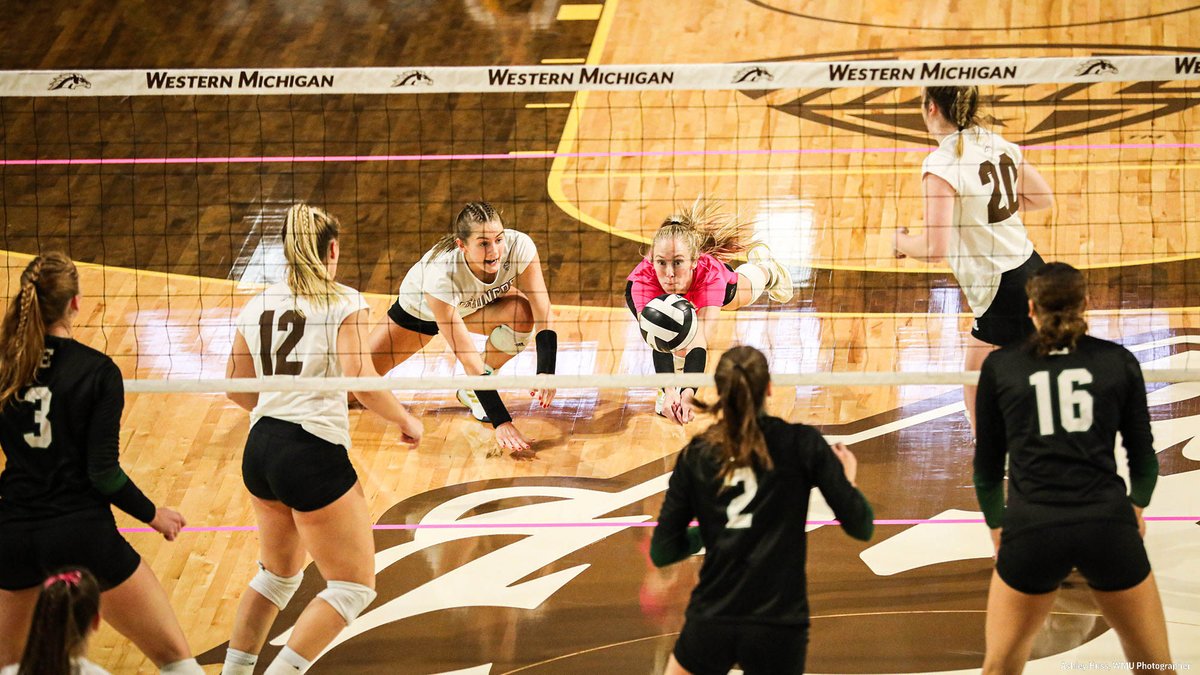 Vote for the #NCAAWVB Photo of the Week 📸

1️⃣ <a href="/CreightonVB/">Creighton Volleyball</a> Fist bumpin' Ellie ✊
2️⃣ <a href="/BearkatsVB/">Sam Houston Volleyball</a> Slap the floor 😤
3️⃣ <a href="/uscwomensvolley/">USC Women's Volleyball</a> Let 'em hear you 🗣
4️⃣ <a href="/WMUVolleyball/">WMU Volleyball</a> Deep diving 🤿
