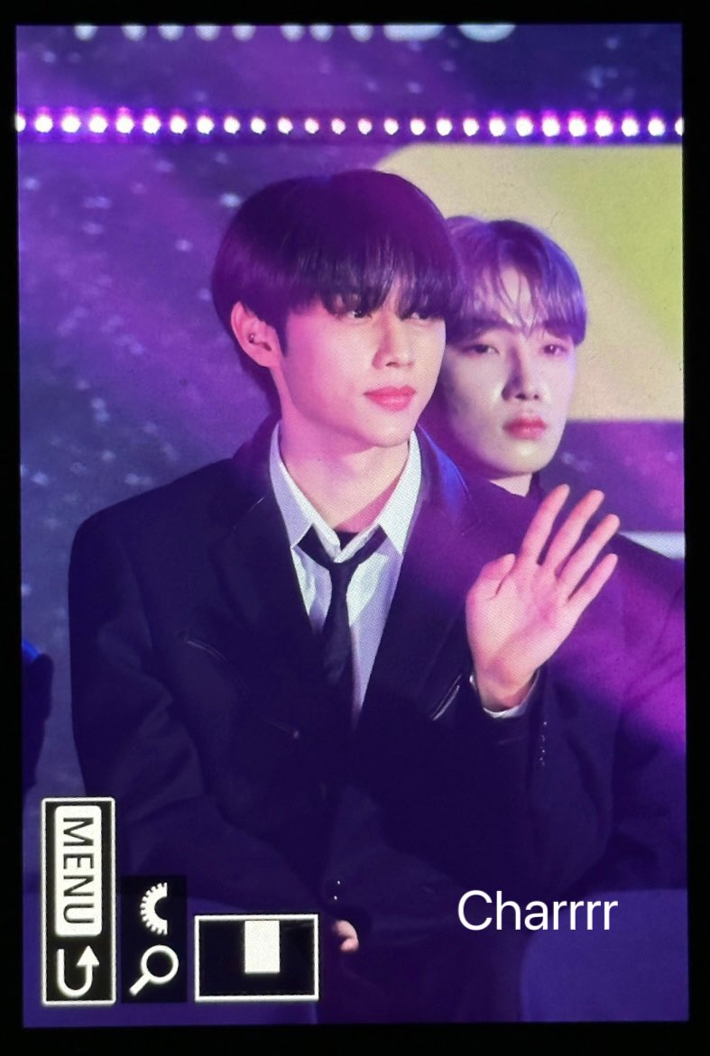 Charrrr999's tweet photo. 221108 GMA 

#더보이즈 #THEBOYZ #선우 #SUNWOO https://t.co/cv6nFmJduy
