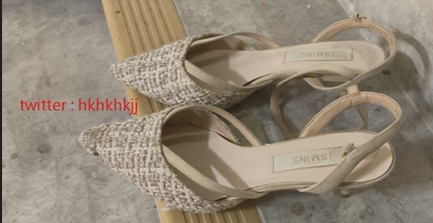 掃樓日記  完整片段可以電報聯絡購買  美麗鄰居的女朋友😍😍😍 射很多,太吸晴太吸引我😍 好好射滿這雙鞋  預覽片 : https://t.co/1JlvaSQQwe  #扫楼 #恋足 #打胶  #原味<a href="/tag/%E3%81%B6%E3%81%A3%E3%81%8B%E3%81%91"class="tags"><span>#ぶっかけ</span></a><a href="/tag/%E5%8E%9F%E5%91%B3"class="tags"><span>#原味</span></a><a href="/tag/%E6%81%8B%E8%B6%B3"class="tags"><span>#恋足</span></a><a href="/tag/%E9%AB%98%E8%B7%9F%E9%9E%8B"class="tags"><span>#高跟鞋</span></a><a href="/tag/%E5%B0%84%E7%B2%BE"class="tags"><span>#射精</span></a><a href="/tag/cumshoes"class="tags"><span>#cumshoes</span></a><a href="/tag/%E5%B9%B3%E5%BA%95%E9%9E%8B"class="tags"><span>#平底鞋</span></a><a href="/tag/%E6%89%AB%E6%A5%BC"class="tags"><span>#扫楼</span></a><a href="/tag/%E6%89%93%E8%83%B6"class="tags"><span>#打胶</span></a>