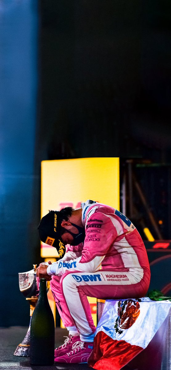 formula1jpg's tweet photo. 📸 New F1 wallpapers 📸

Throwback to Sergio Pérez’s first F1 victory in Sakhir, Bahrain in 2020 🥇🇧🇭 https://t.co/jCxCYRpR0m