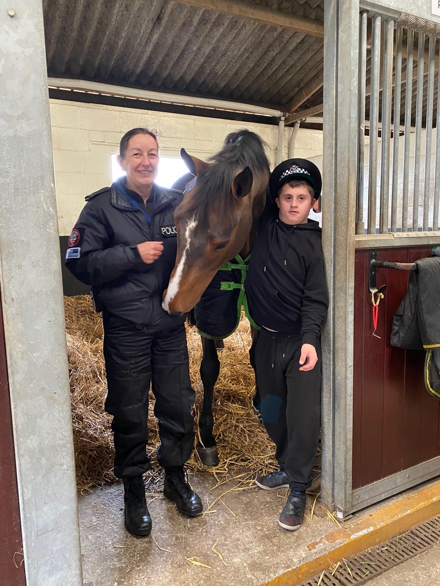 ASPoliceHorses's tweet photo. Matthew and his family visited the department again today, he was reunited with his favourite horse Mike🐴 and also treated to a demonstration from @ASPoliceDrones #communityengagement #goodboymike https://t.co/6v5ZAIPfnJ