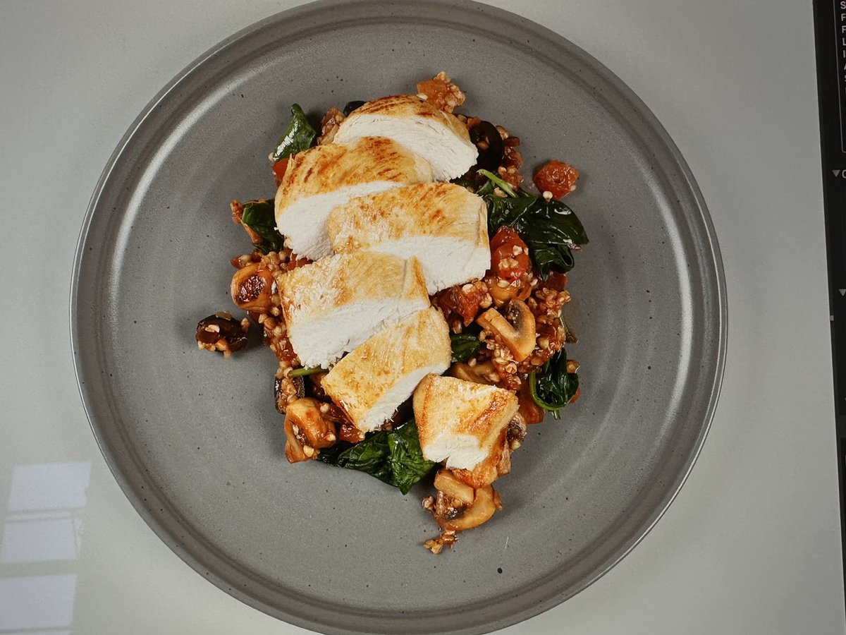 SodexoFoodDevUK's tweet photo. Week 3 of photoshoot for #modernrecipe and #kitchenwork @SodexoUK_IRE #freshisbest https://t.co/IRwuVKDgK8