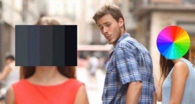 yo comprando ropa