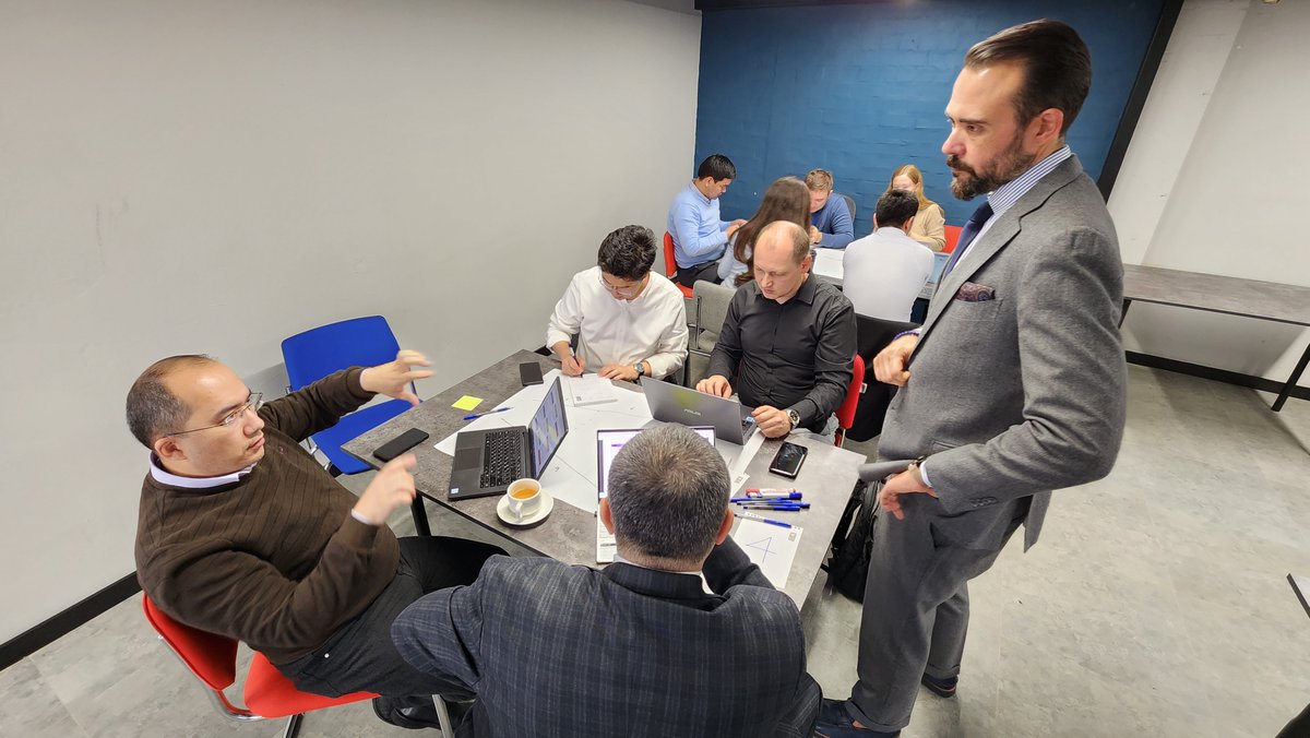 UNDP_Uzbekistan's tweet photo. 2/2
It was a culmination of the participatory process of exploring the future of #GreenTransition.

Thanks to @MinEconomyUz, CERR &amp; @IFMR_press   for their participation &amp; valuable inputs.

Stay tuned for the results of comprehensive &amp; participatory foresight exercise! https://t.co/rk5VtNeifH