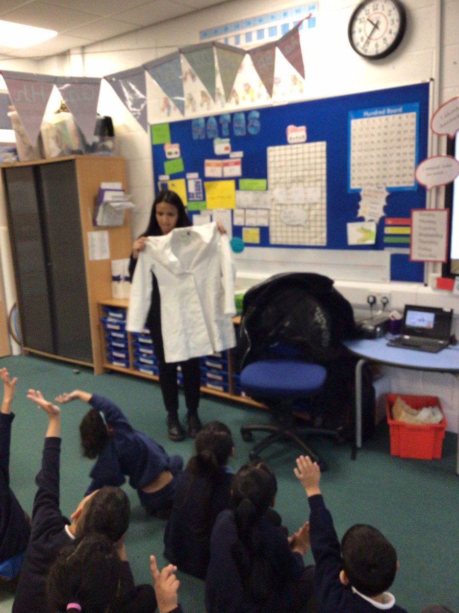 Byronprimarysch's tweet photo. A huge thank you to @OwnFutures for the STEM workshops. The children in year 2 have had a great time learning about different STEM jobs. #STEMDay #STEMByron https://t.co/xc45KxJcHK
