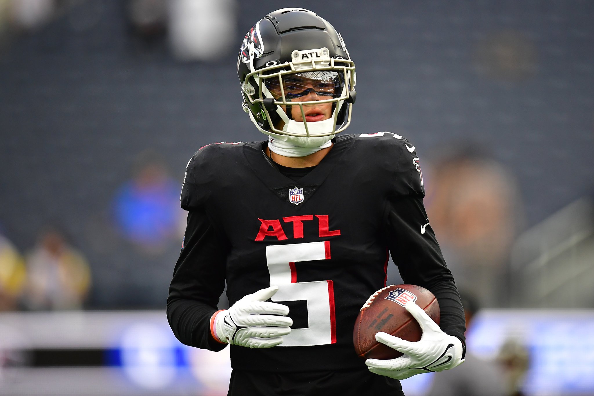 PFF College on Twitter "Drake London this season 🔺55 targets 🔺0 drops