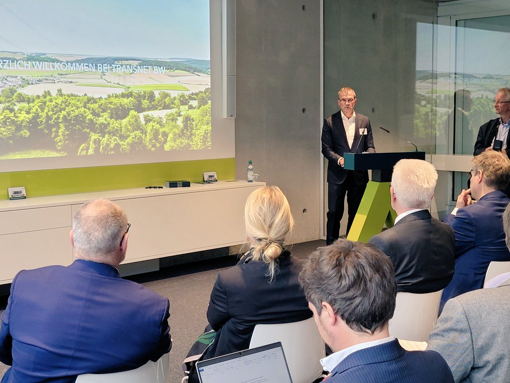 EnBW's tweet image. Andreas Schell, ab 15.11. neuer #EnBW-CEO: "Wir brauchen einen noch konsequenteren Ausbau der #erneuerbarenEnergien und #Netze. Das macht uns unabhängiger &amp;amp; zahlt auf das Ziel der Emissionsreduktion ein." #Versorgungssicherheit #Energiewende @BMWK @RegierungBW @thekla_walker