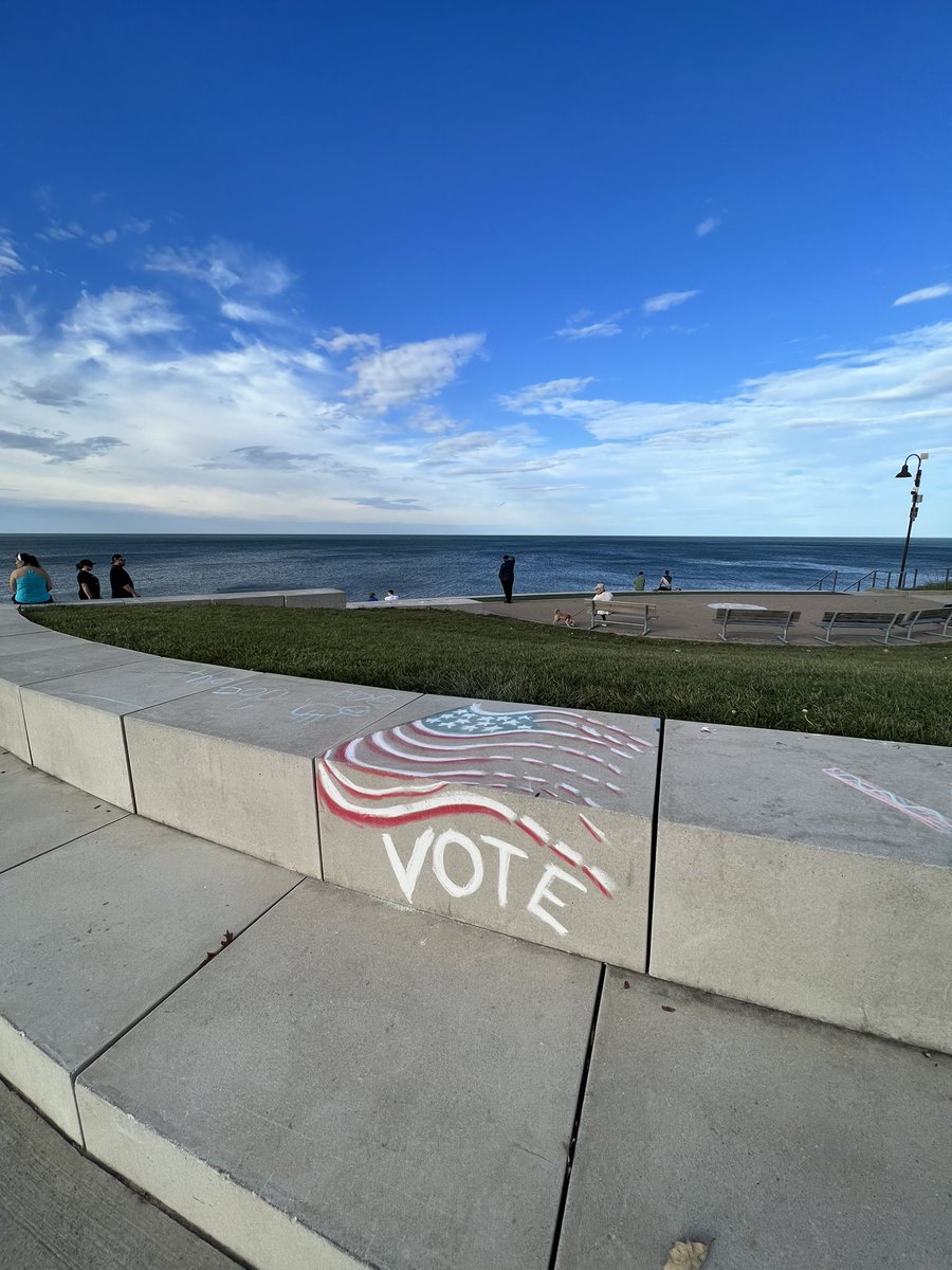 ClevelandMag's tweet photo. Happy Election Day, Cleveland! 🗳🇺🇸 Don’t forget to vote. If you don’t know where to go, visit https://t.co/3MjzUadgBH
📸 Saturday’s #chalkthevote event at Lakewood Park’s Solstice Steps. https://t.co/ShRZlhqjJW