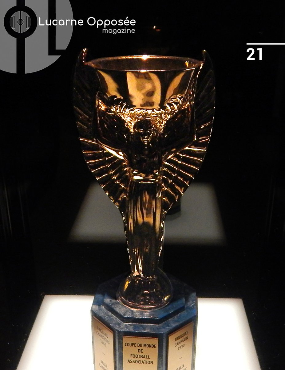 🚨C'EST LE GRAND JOUR ! 

Sortie du #LOmag 21, le tout dernier de l'histoire sous ce format. 

Papier 🇫🇷 : lucarne-opposee.fr/index.php/hika…

Papier 🌐 : lucarne-opposee.fr/index.php/hika…

Digital : lucarne-opposee.fr/index.php/hika…