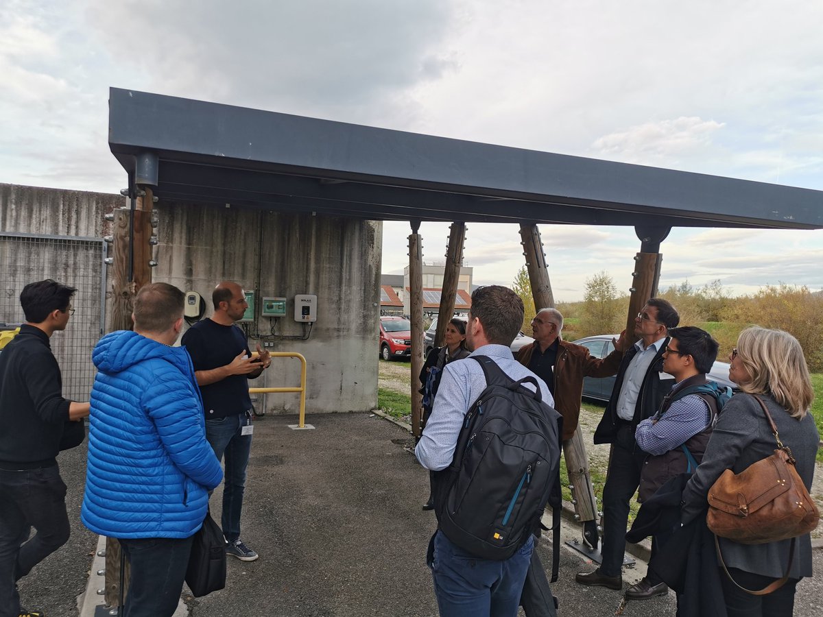 AQC_Lyon's tweet photo. Visite de @ines_solaire et de #certisolis pour pousuivre les échanges et faire découvrir les formations. https://t.co/Db2bgJilwT
