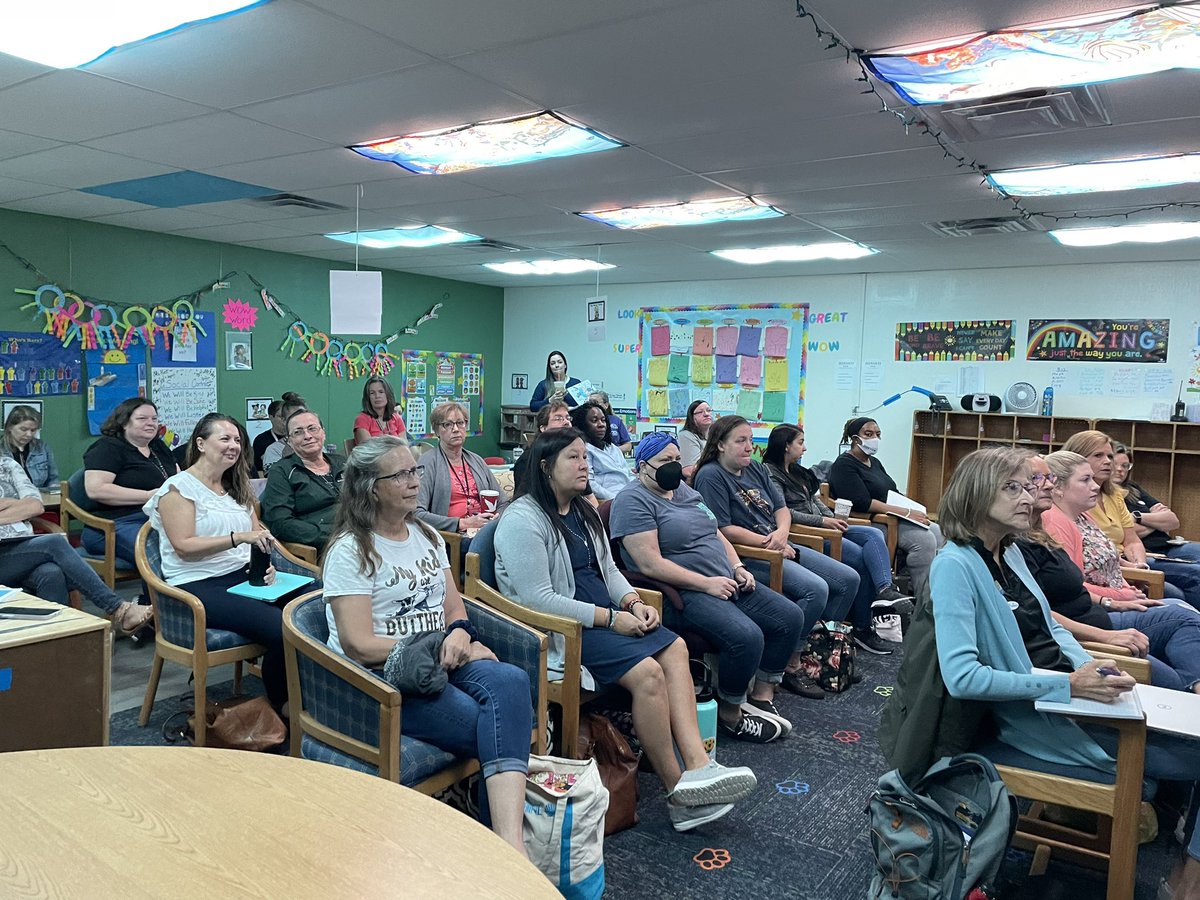 Full house at BES today, with our ECE staff and private providers learning about STAR and CLASS! <a href="/FlaglerSchools/">FlaglerSchools</a> <a href="/JeffReaves1/">Jeff_Reaves</a> @JanineKillmer