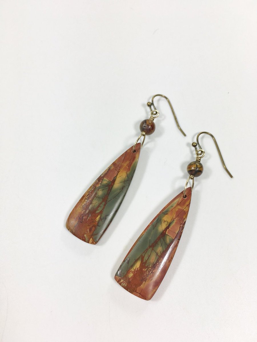 JudysTreehouse's tweet photo. Long Gemstone Drop Statement Earrings, Fall Autumn  Colors, Mixed Earth Tones #fashion #jewelry #statement https://t.co/ZJhH1FaEQ8 https://t.co/e1bDK71zdB