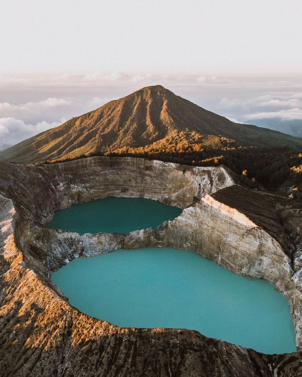 wonderfulid's tweet photo. What a nice reward to have after a fun trek! 🥾
 
📍: Kelimutu Mountain, East Nusa Tenggara
📷: @satyawinnie 

#WonderfulIndonesia https://t.co/I9hbnpf2VQ