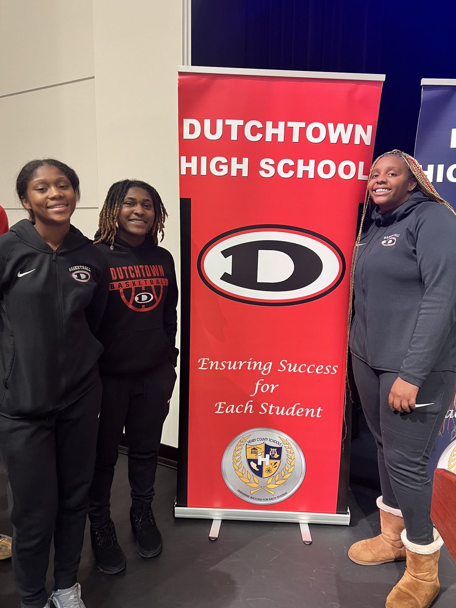 We had a great media day yesterday getting to highlight our upcoming season! Thank you to <a href="/AthleticsHenry/">Henry County Schools Athletics</a> for putting together a great event #GoDawgs