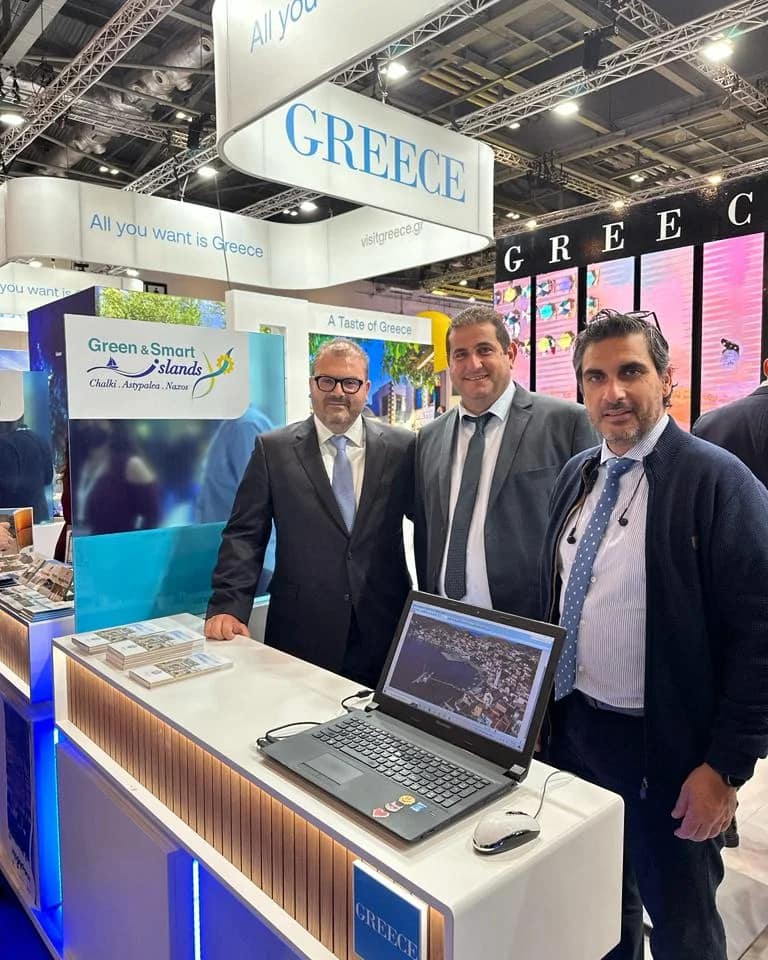 margaritisio's tweet photo. Βρίσκομαι στη @WTM_London όπου ο Δήμος Νάξου και Μικρών Κυκλάδων και ο Δήμος Αμοργού είναι μέρος του ανακαινισμένου, και καταπληκτικού θα έλεγα, περιπτέρου του @VisitGreecegr 
@FragakisD https://t.co/HL8IkJVG0A