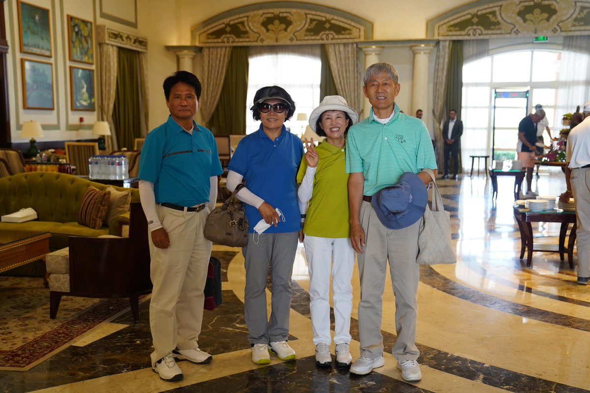 essenceadverts's tweet photo. Reminiscing about the Golf National Leauge Finals. The day was so long and exhausting yet we had all the fun in the world meeting up with the best Egyptian &amp; international golfers⛳️🏑
Some of our team are low key trying to learn golf now, GOOD LUCK😆 https://t.co/7KCEY4VwEI